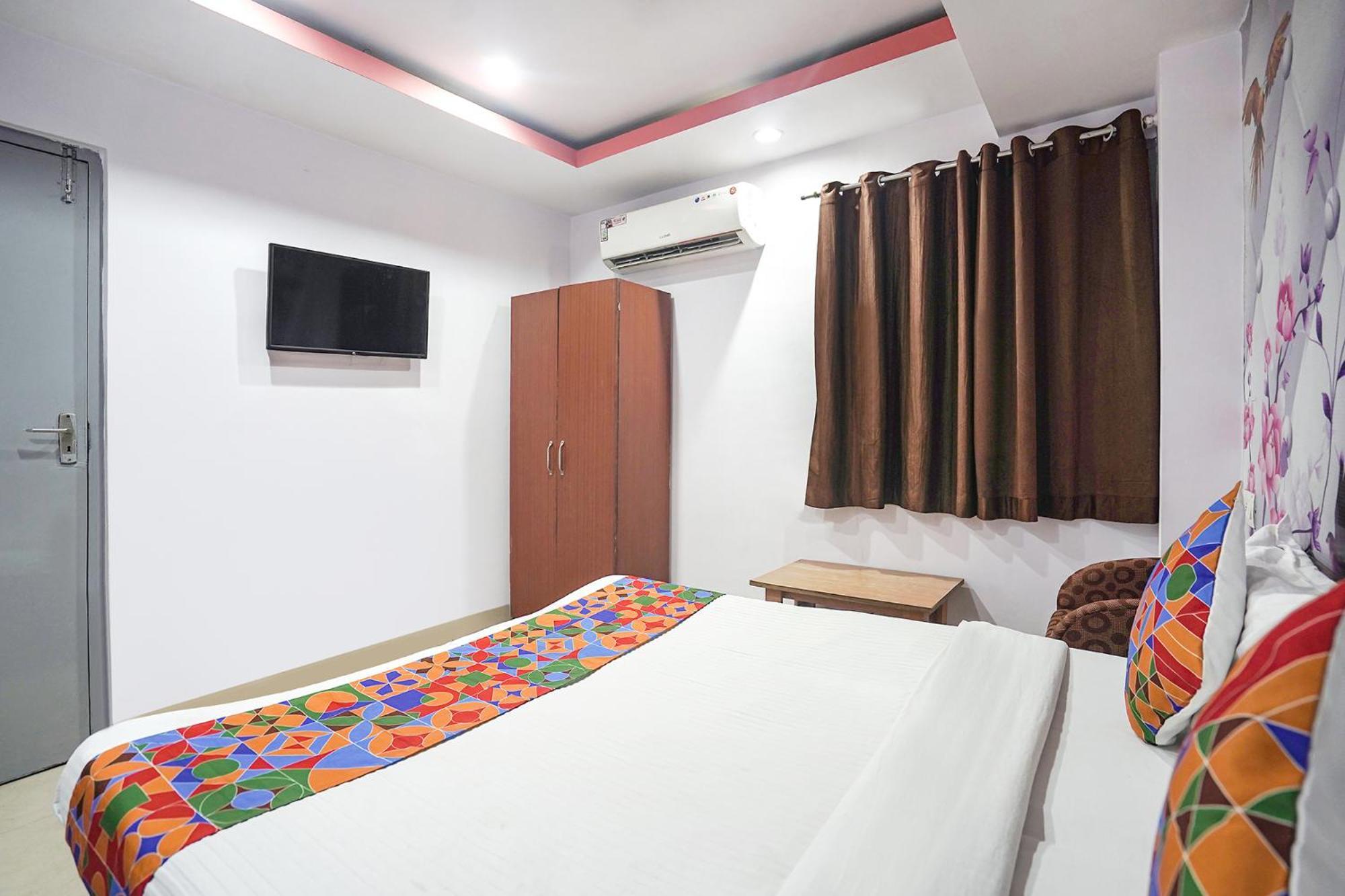 Fabexpress R Inn - Nr Prayagraj Railway Station Muthiganj Eksteriør bilde