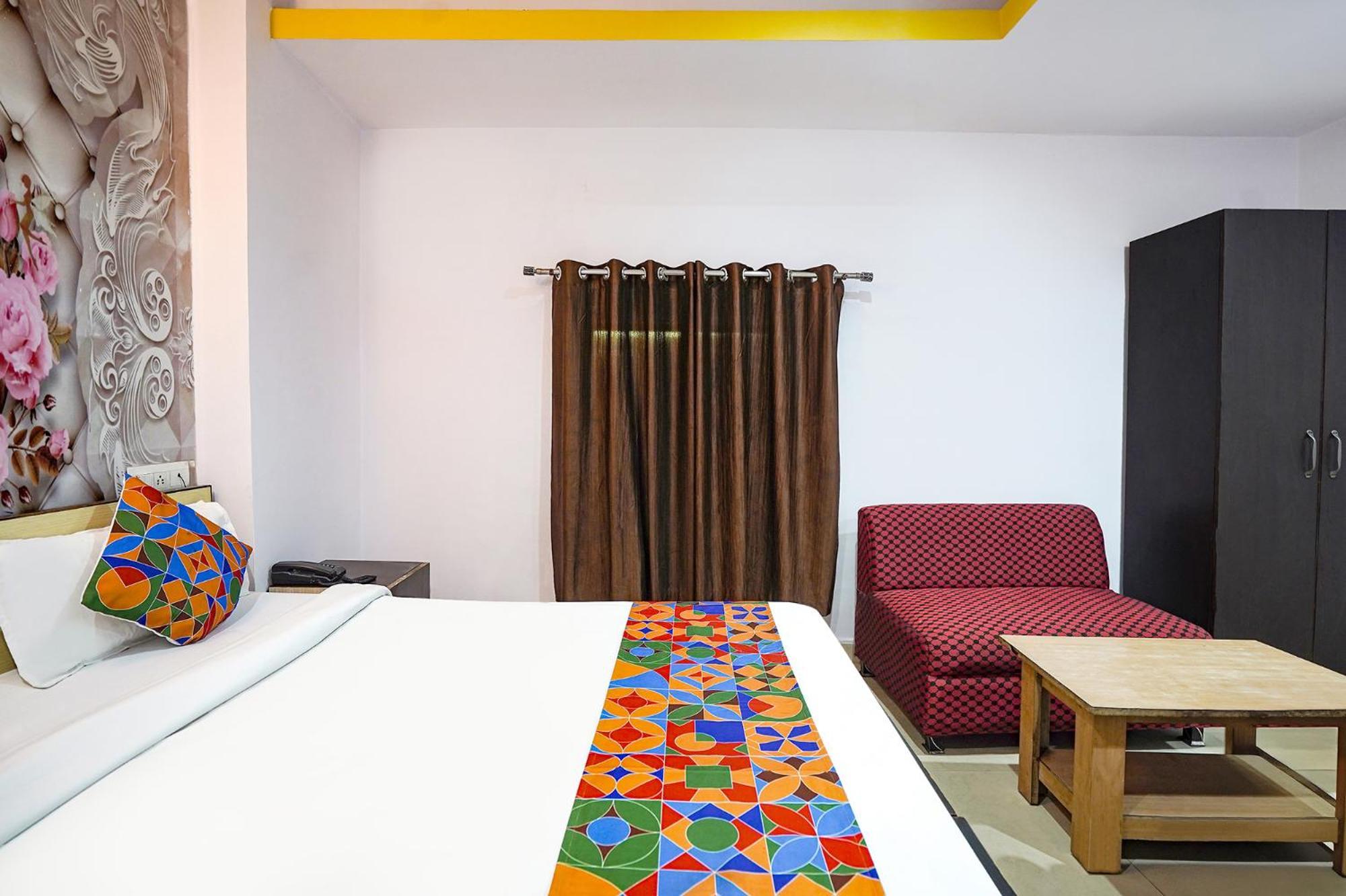 Fabexpress R Inn - Nr Prayagraj Railway Station Muthiganj Eksteriør bilde